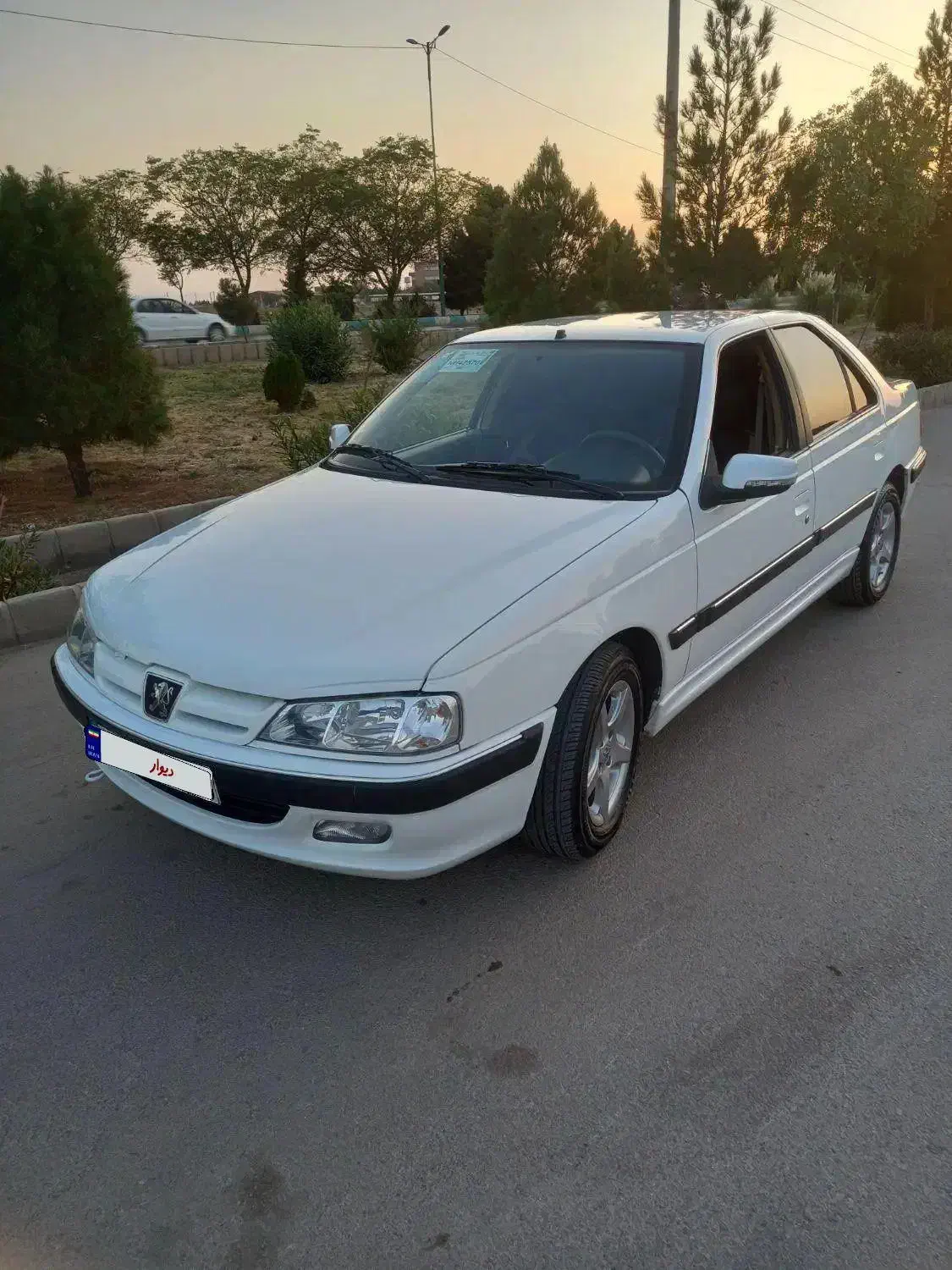 پارس XU7P 401 نیم سفارشی گاز سیمی|خودرو سواری و وانت|کرمان, |دیوار