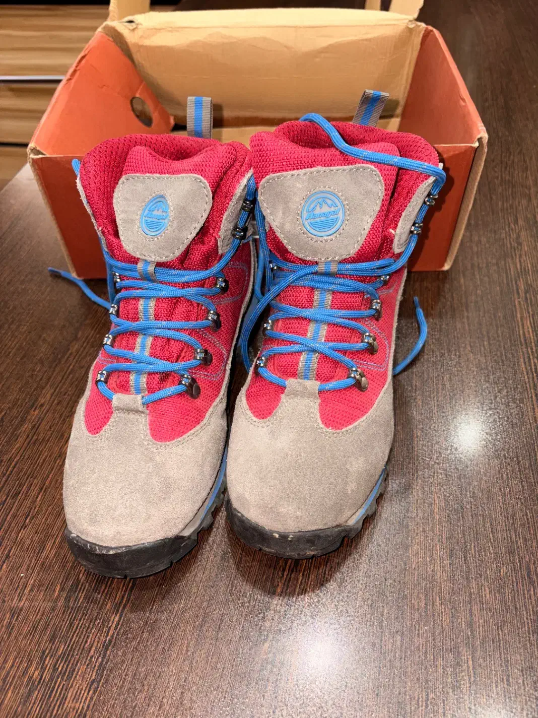 کفش کوهنوردی هاناگال زنانه سایز ۳۹|کوهنوردی و کمپینگ|تهران, شهرک آزمایش|دیوار