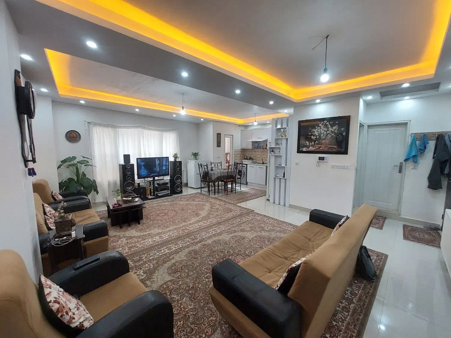 فروش واحد آپارتمان ۸۲ متر/ سند دار/تکواحد/ رودباری|فروش آپارتمان|رشت, رودباری|دیوار