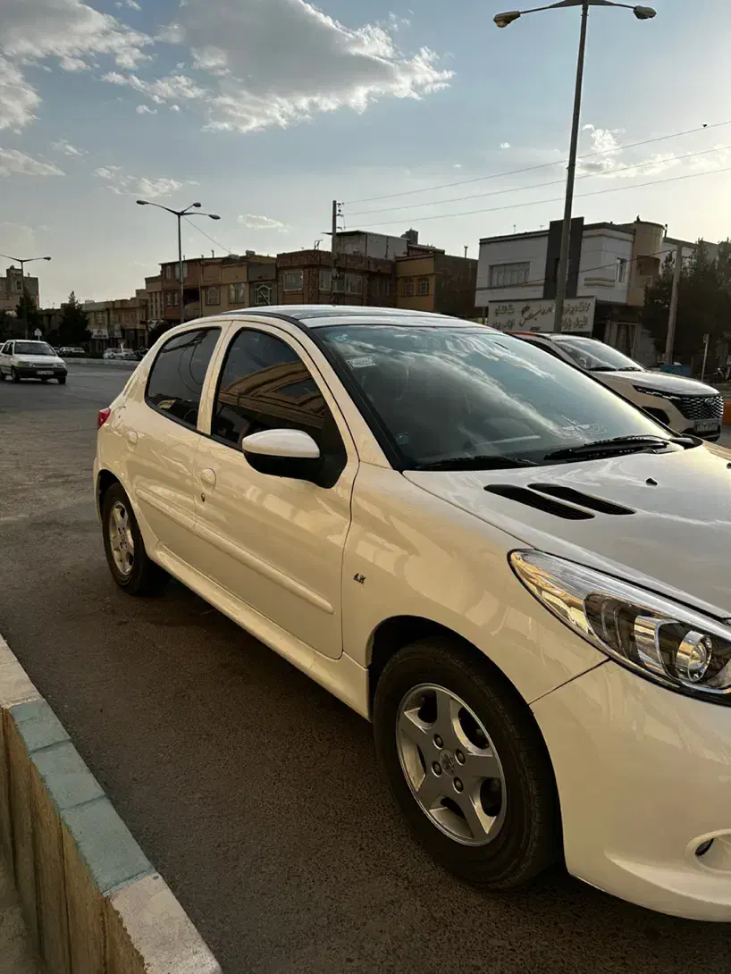 پژو ۲۰۷ مدل ۱۴۰۲|خودرو سواری و وانت|لاهیجان, گلستان|دیوار