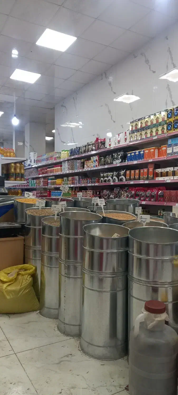 استخدام همکار خانم فروشگاه مواد غذایی|استخدام خدمات فروشگاه و رستوران|رباط‌کریم, الارد|دیوار