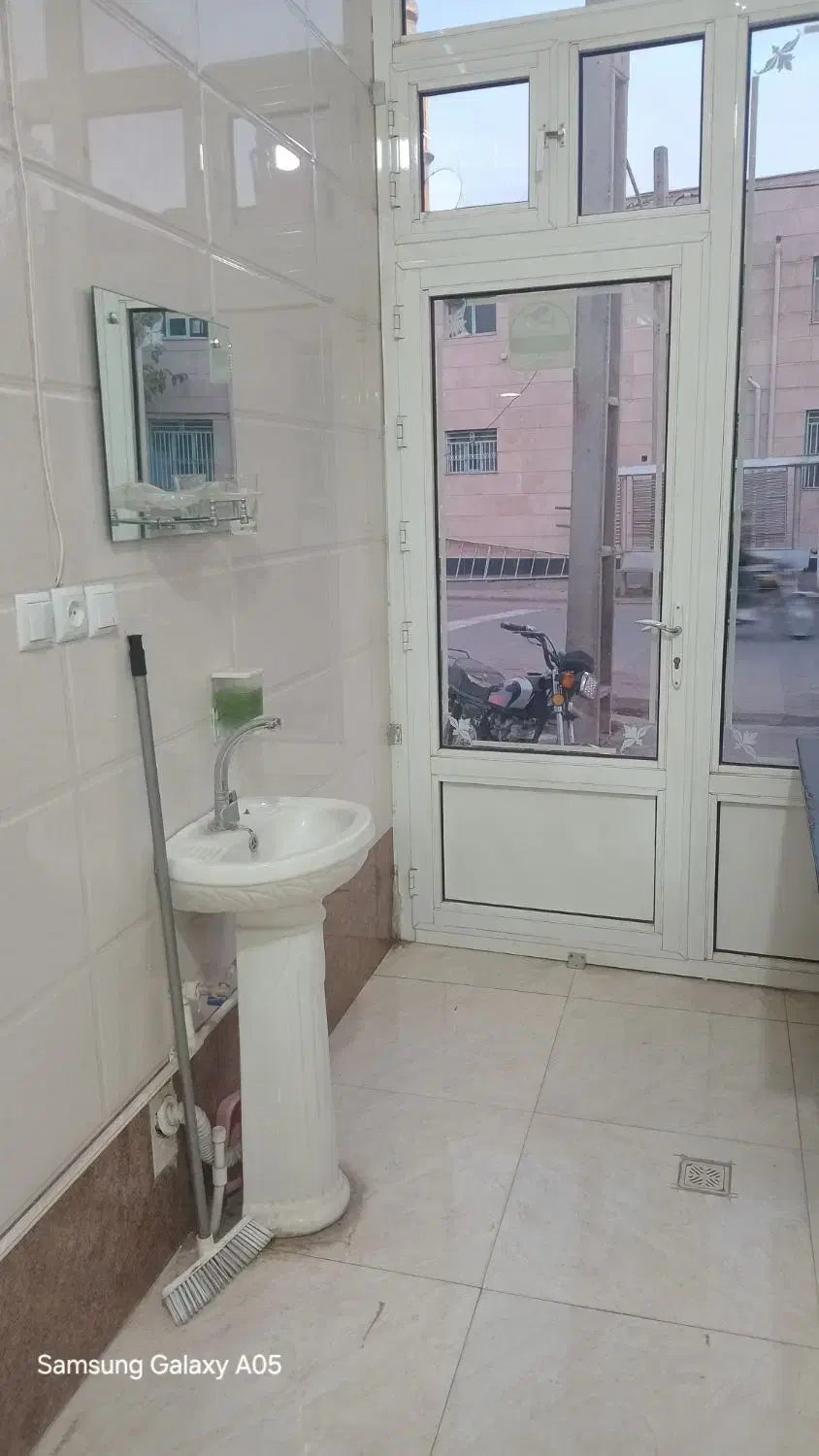 کرایه مغازه|اجارهٔ مغازه و غرفه|خوی, |دیوار