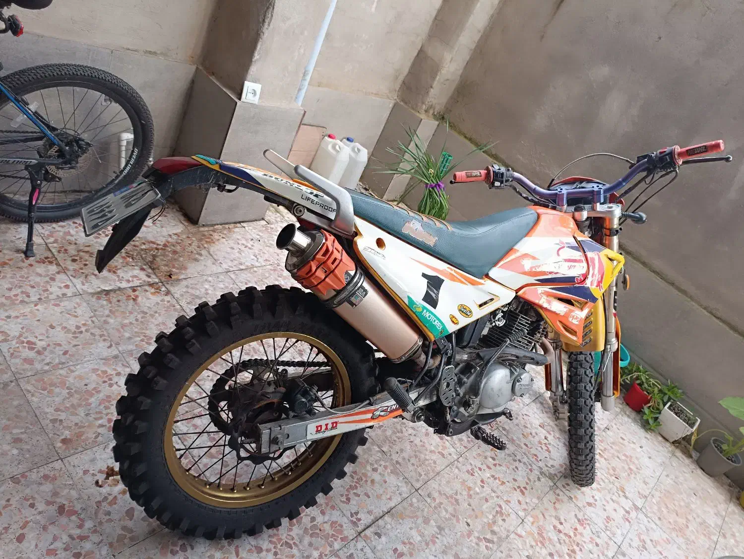 تریل روان 200 مدل 94 عالی|موتورسیکلت|رشت, توشیبا|دیوار