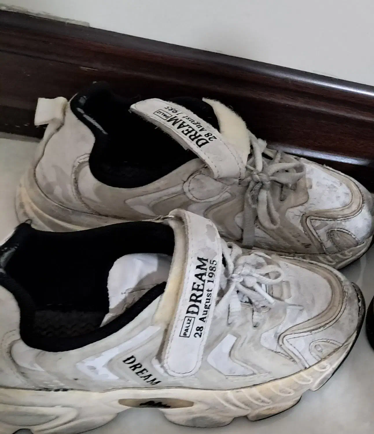 لباس|لباس|تهران, نیروی هوایی (پیروزی)|دیوار