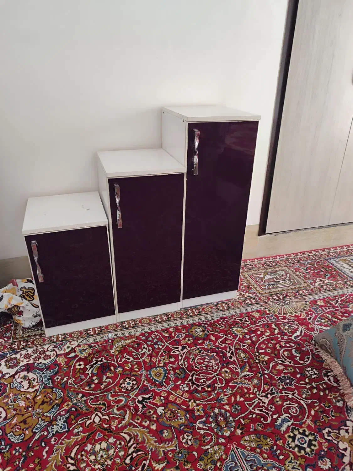 جاکفشی|جاکفشی، کمد، دراور|جهرم, |دیوار