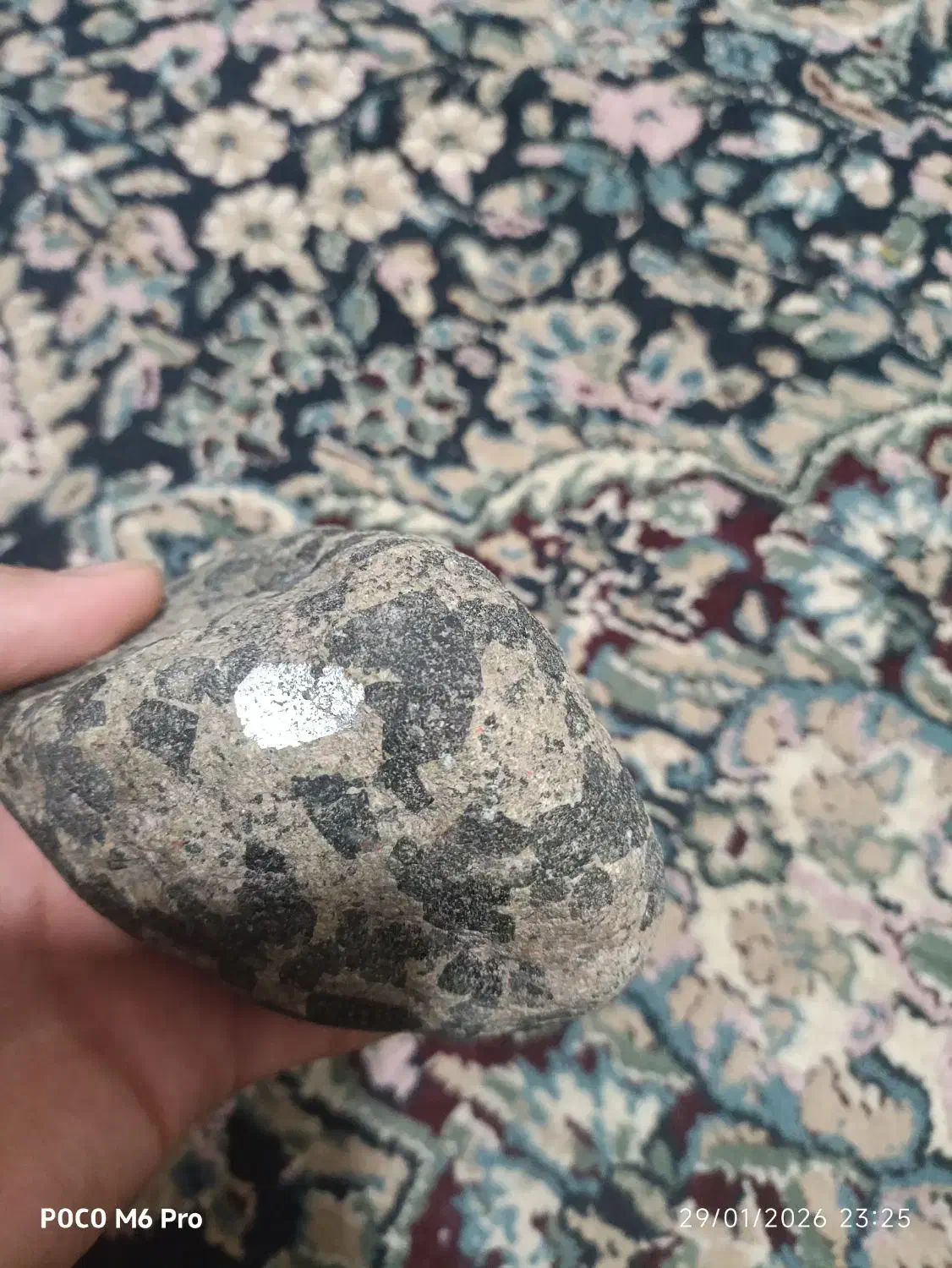 یک عدد سنگ قیمتی|کلکسیون اشیاء عتیقه|کرمان, |دیوار