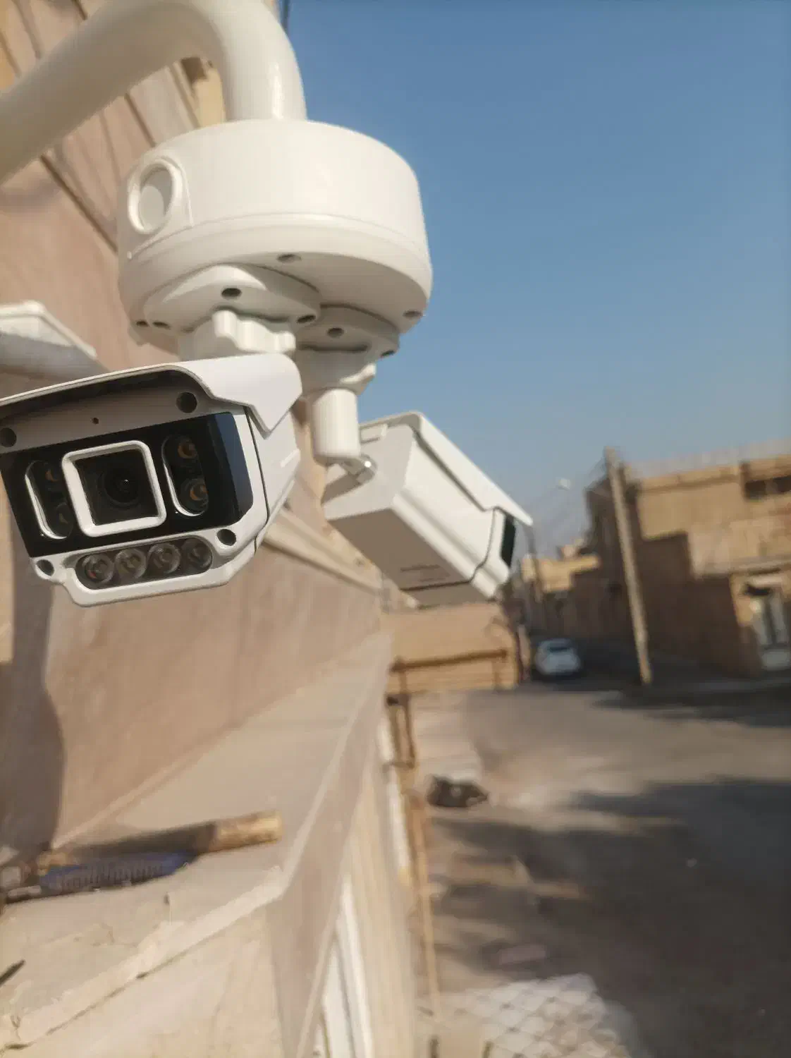 نصاب دوربین مداربسته  وفروش دوربین|دوربین مداربسته|خرمشهر, |دیوار