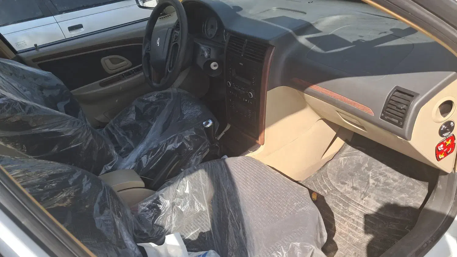 فروش پژو پارس مدل 1401|خودرو سواری و وانت|بم, |دیوار