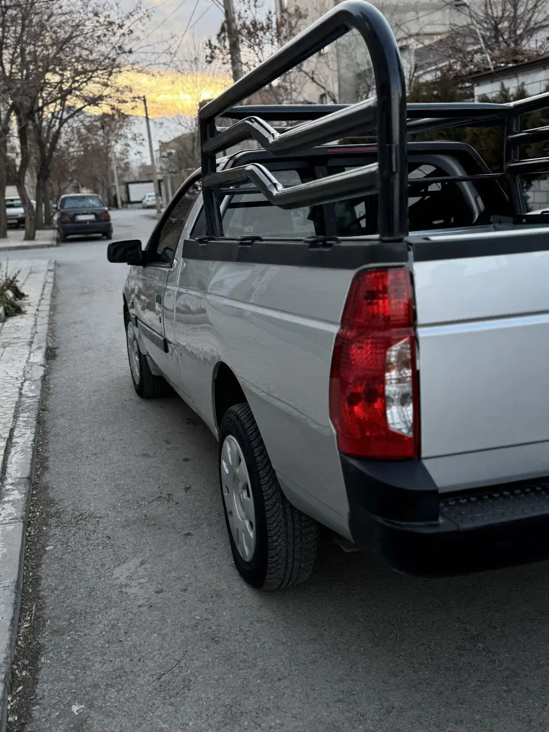 اریسان 2مدل 402|خودرو سواری و وانت|همدان, |دیوار