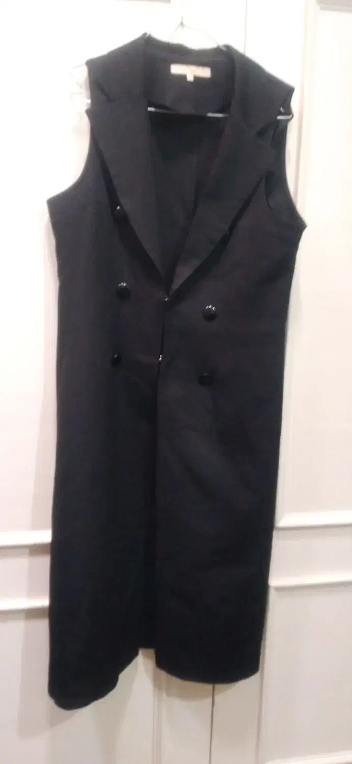 مانتو مجلسی|لباس|نیشابور, فرح بخش|دیوار