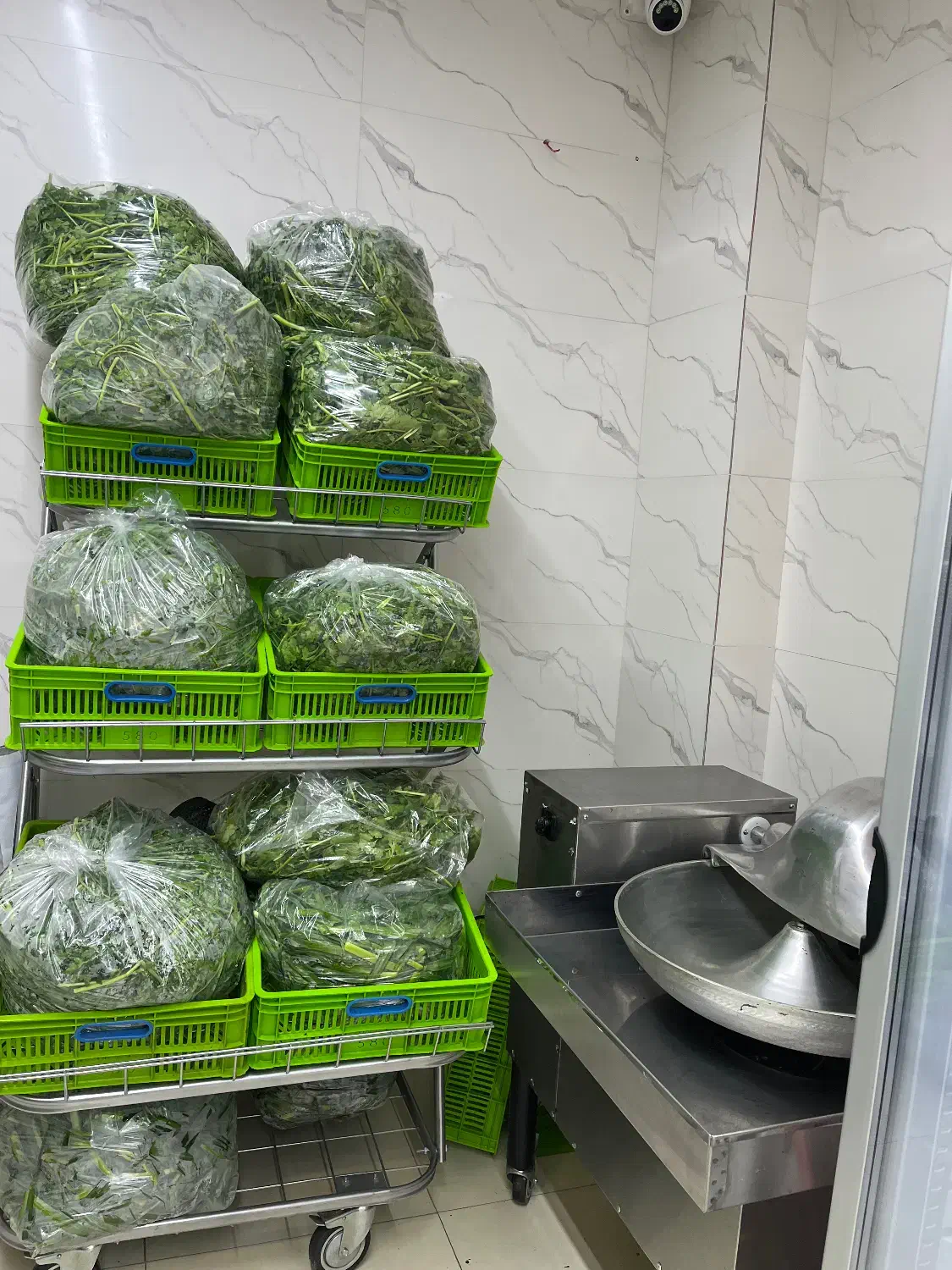 استخدام نیرو|استخدام خدمات فروشگاه و رستوران|اصفهان, کوی شهید کشوری|دیوار