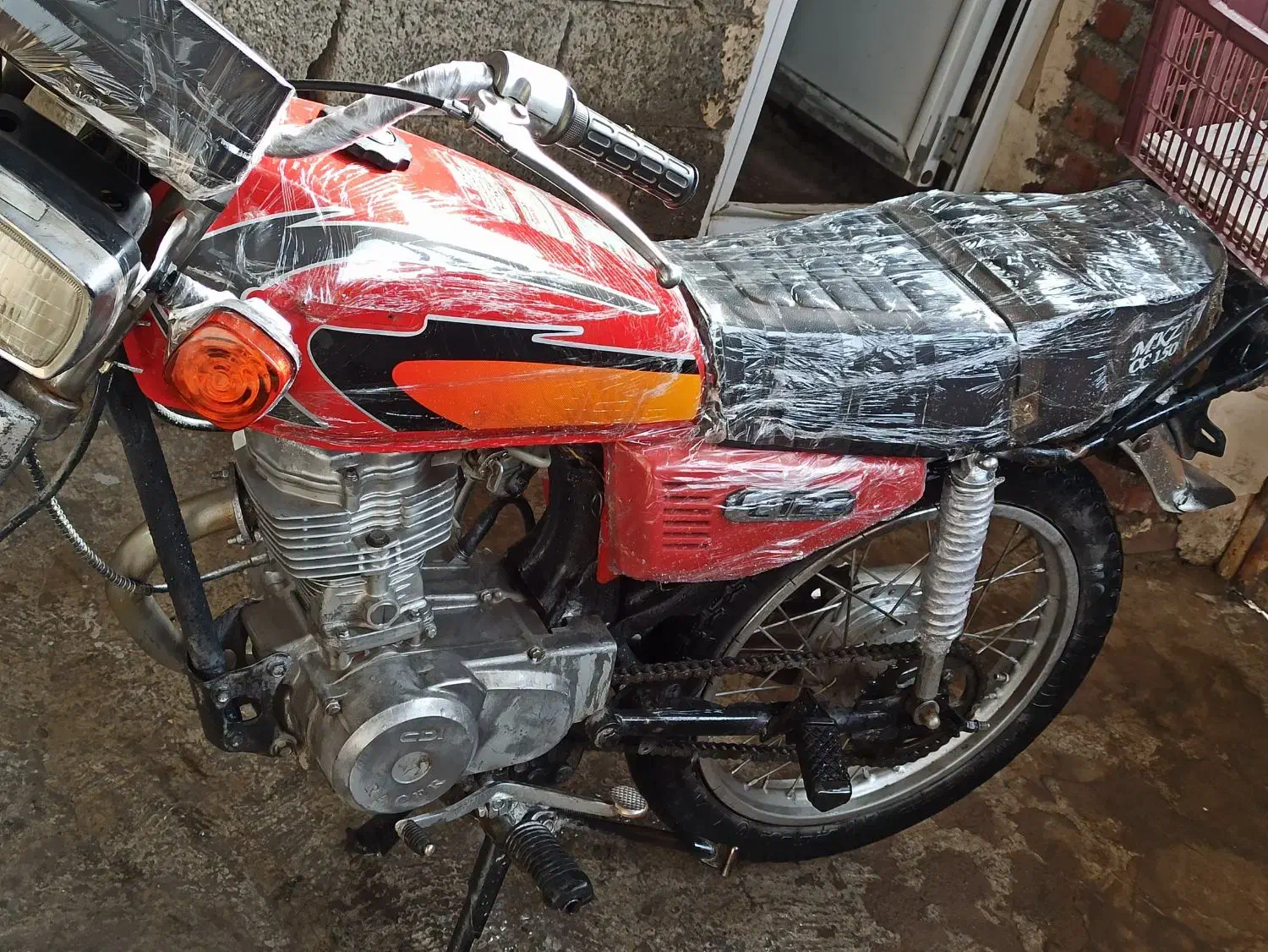 موتور سیکلت مدل ۹۰مزایده بسیار تمیز|موتورسیکلت|نالوس, |دیوار