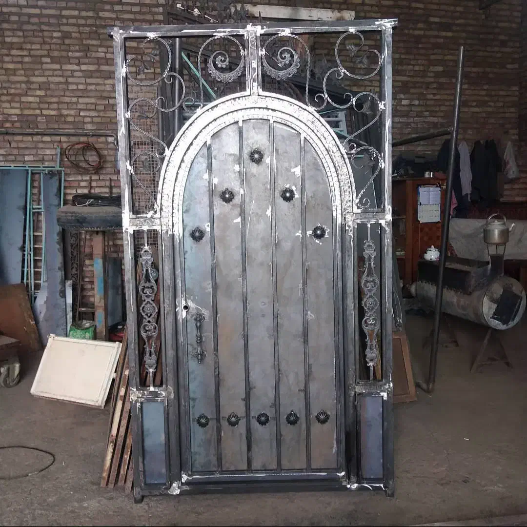 جوشکاری اسکلت بندی درب پنجره وعلا|خدمات پیشه و مهارت|مرند, |دیوار