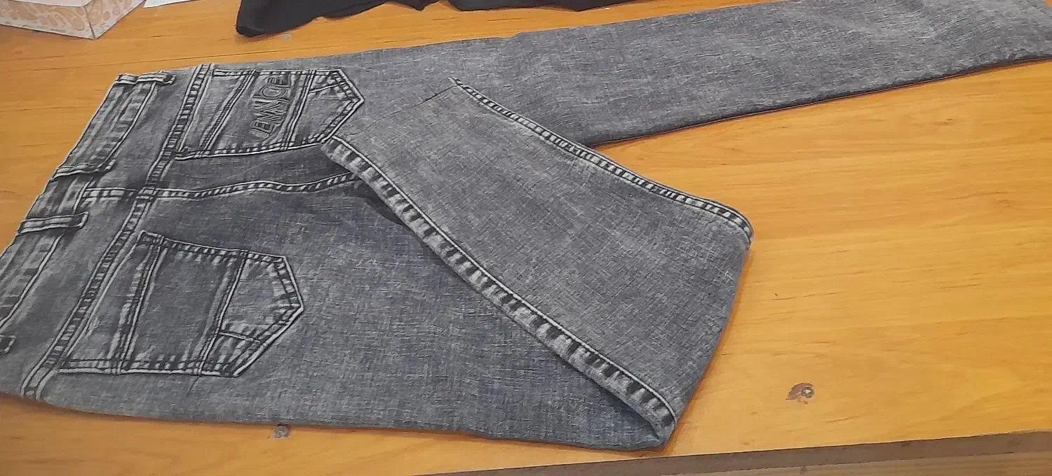 فروش شلوارجین دخترانه|کفش و لباس بچه|لاهیجان, خمیر کلایه|دیوار