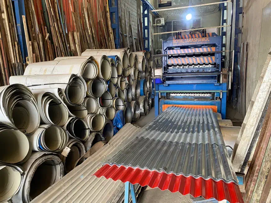 ورق شیروانی ته رول زیر قیمت بازار رنگی و گالوانیزه|عمده‌فروشی|تهران, شهرک ابوذر|دیوار