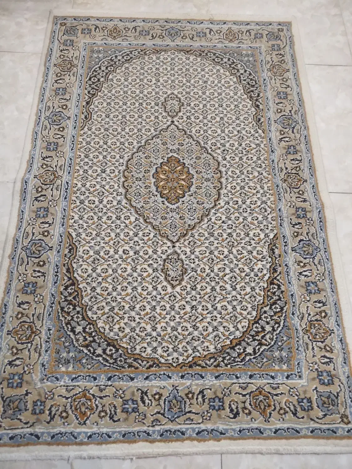 یک جفت فرش کوچک|فرش|کرج, شهرک رازی (حصارک)|دیوار