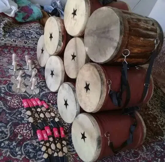 دمام وسنج|درام و پرکاشن|زیباشهر, |دیوار