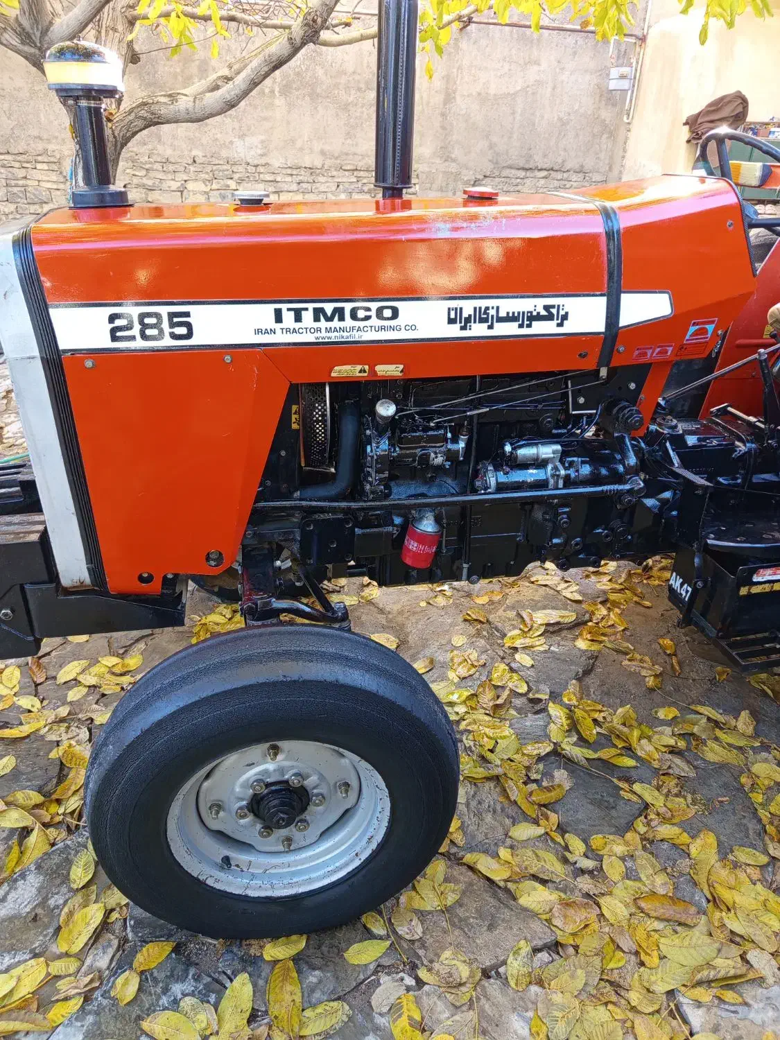 تراکتور ۲۸۵|خودرو سنگین|بروجرد, |دیوار