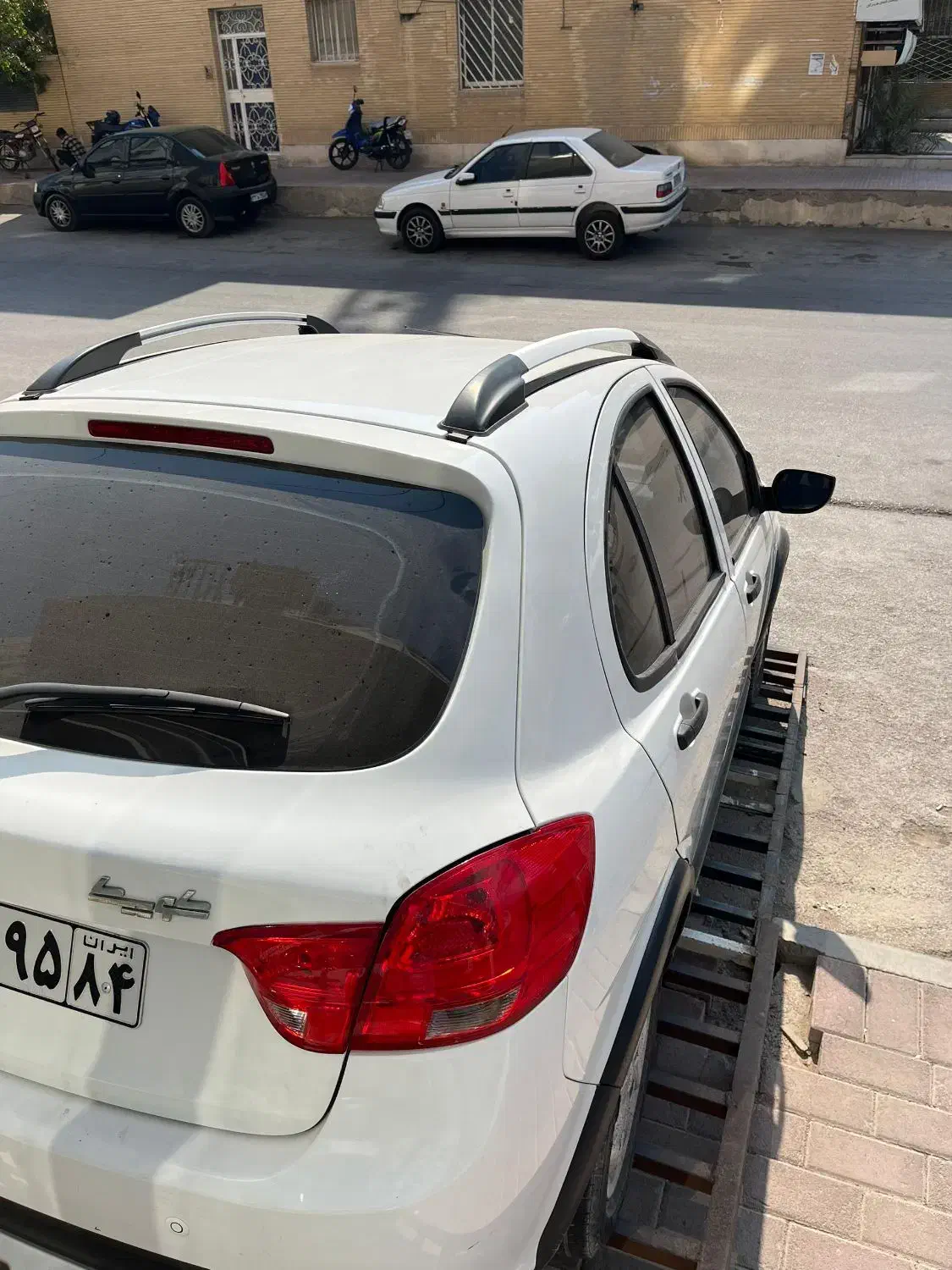 کوییک سفید مدل ۱۴۰۱ نقد و اقساط|خودرو سواری و وانت|بندرعباس, |دیوار