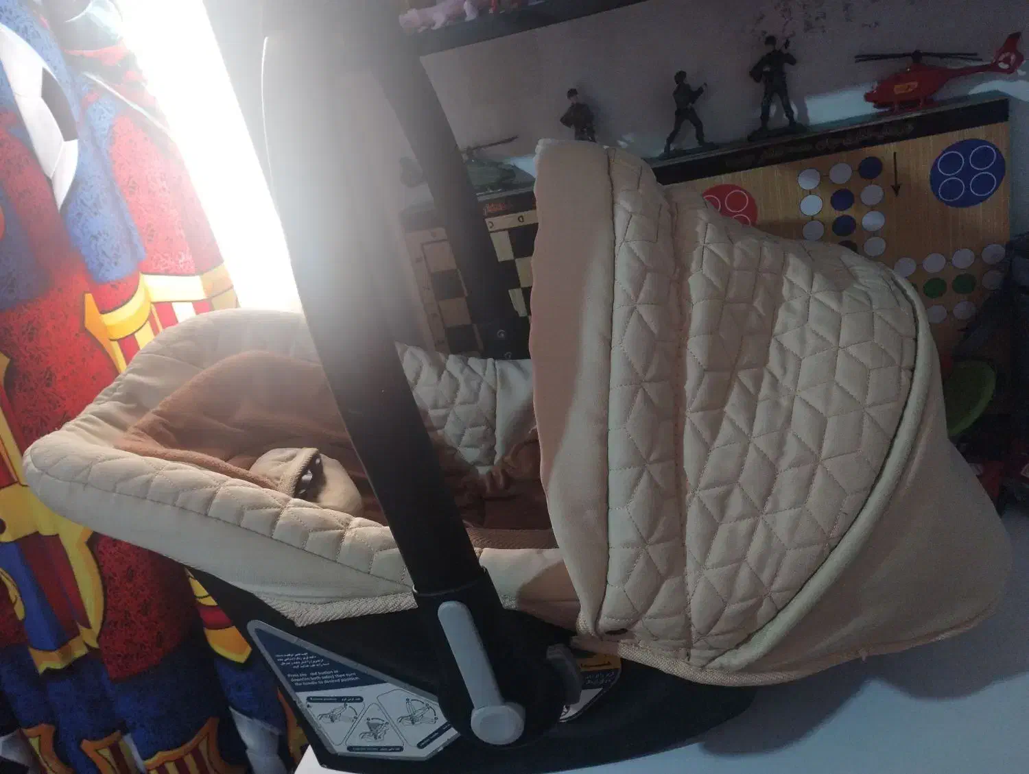 یک عددکریرنو|اسباب و اثاث بچه|رشت, کوی مهر|دیوار