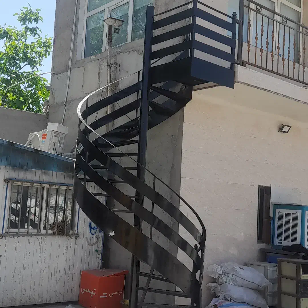 پله پیچ پله گرد|مصالح و تجهیزات ساختمان|رزن, |دیوار