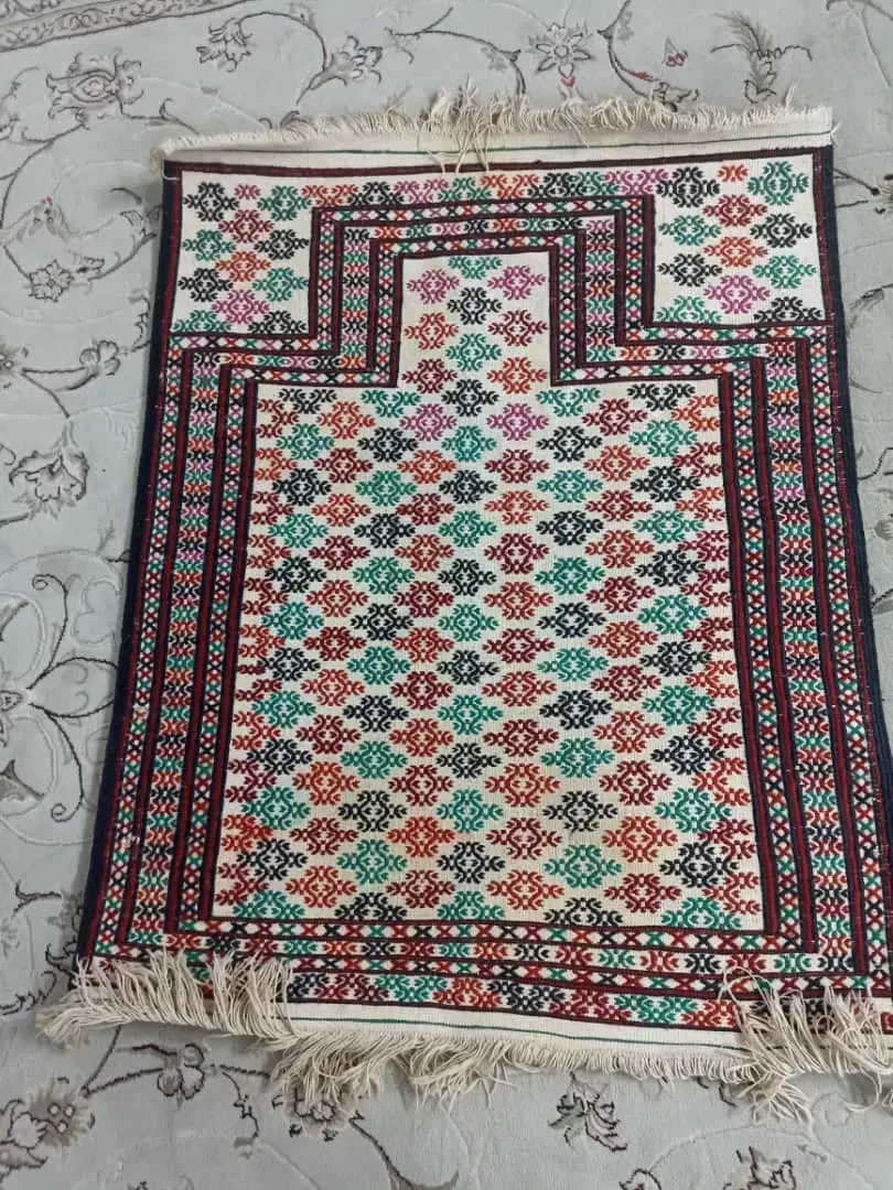 گلیم|گلیم، جاجیم، گبه|گنبد کاووس, |دیوار