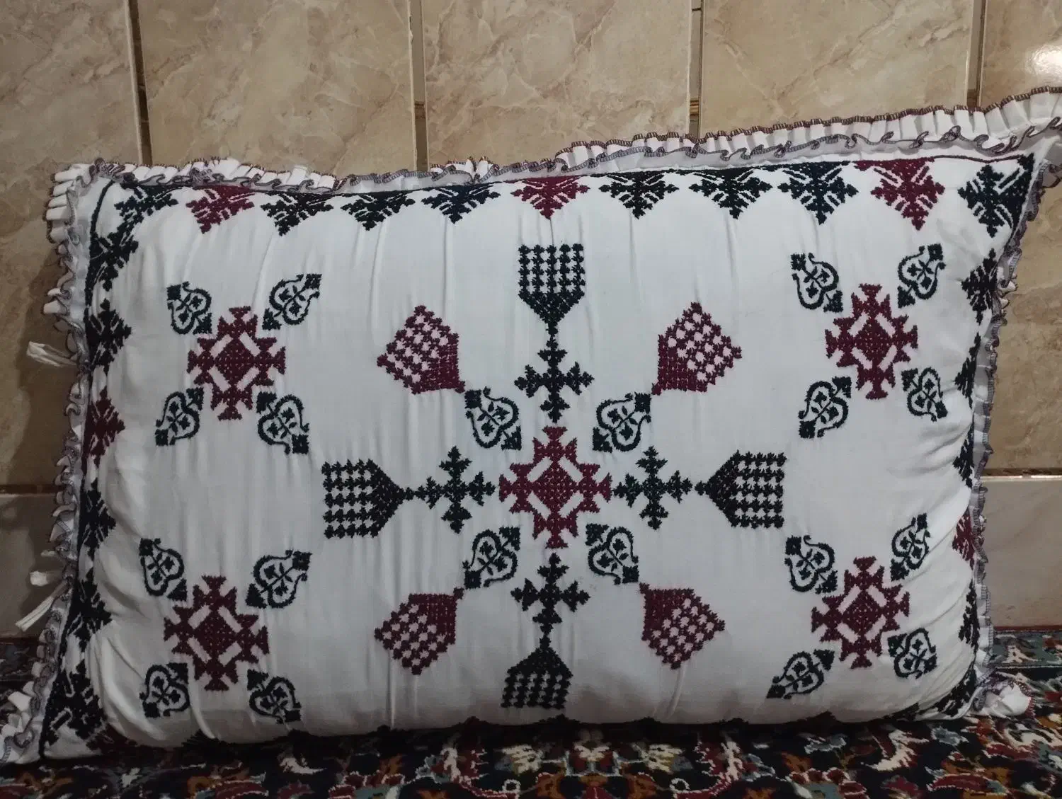 بالشت پریوار اماده|رختخواب، بالش، پتو|میرجاوه, |دیوار