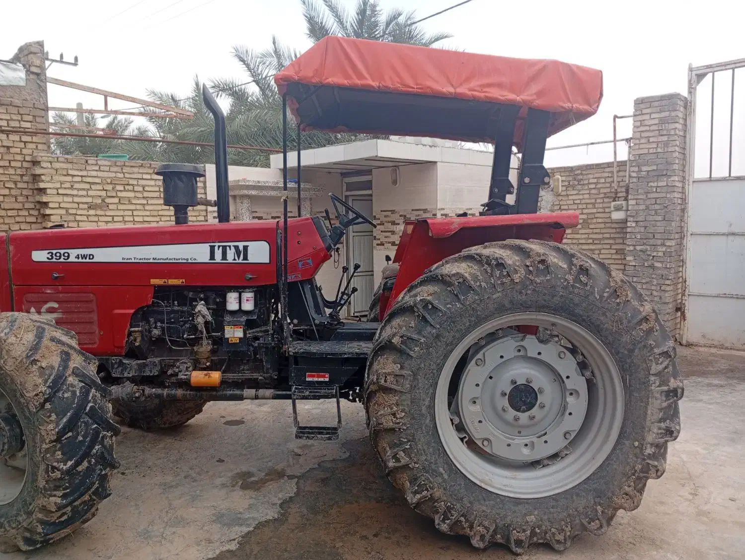 دغاغله|خودرو سنگین|باوی, |دیوار