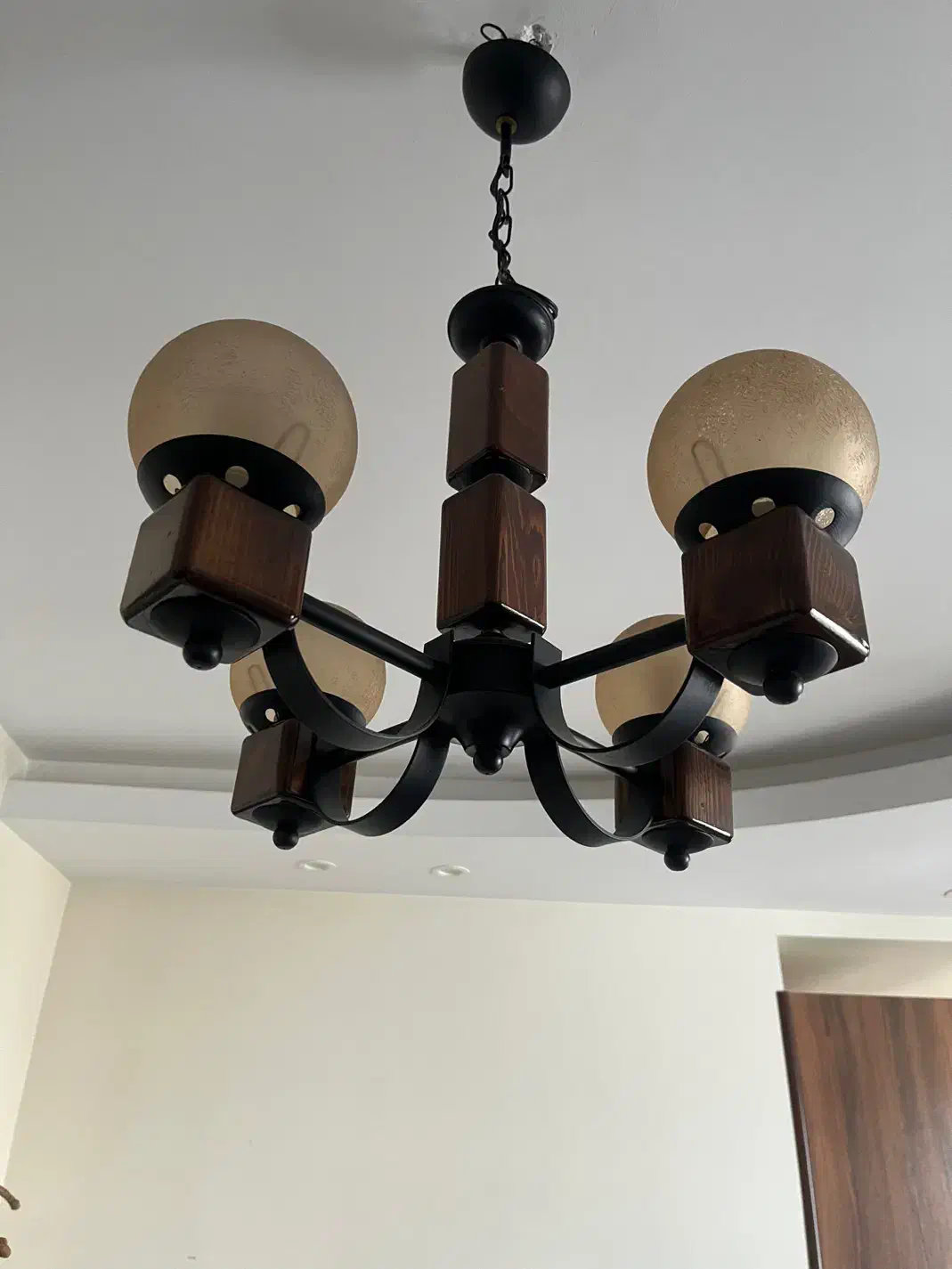 لوستر گویی|لوستر و چراغ آویز|تهران, دبستان|دیوار