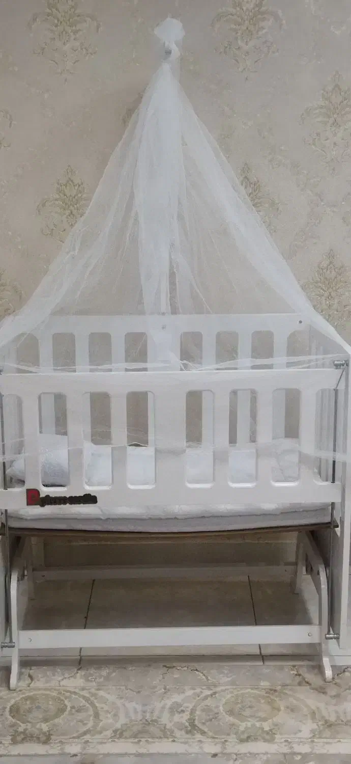 تخته نی نی لالای|تخت و صندلی بچه|اسلامشهر, شهرک سعیدیه|دیوار