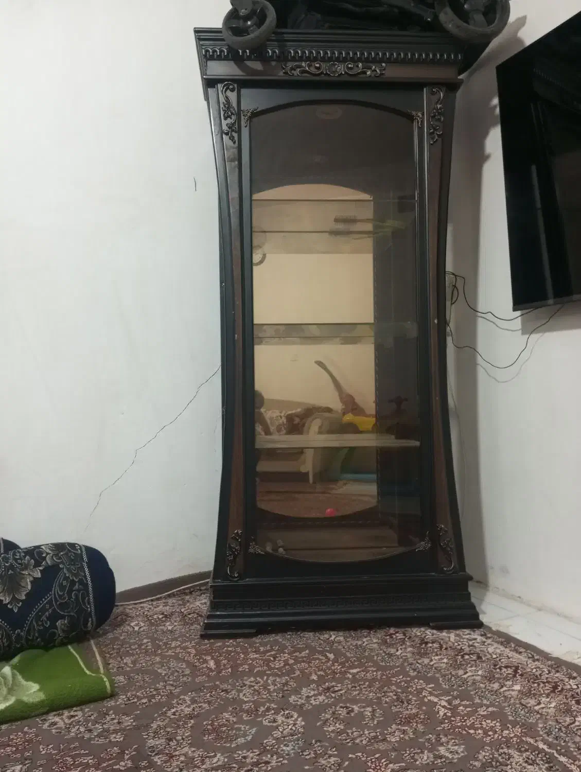 تلوزیون ۲۱ میز تلوزیون و دیجیتال و بوفه|سایر لوازم برقی|تهران, خاک سفید|دیوار