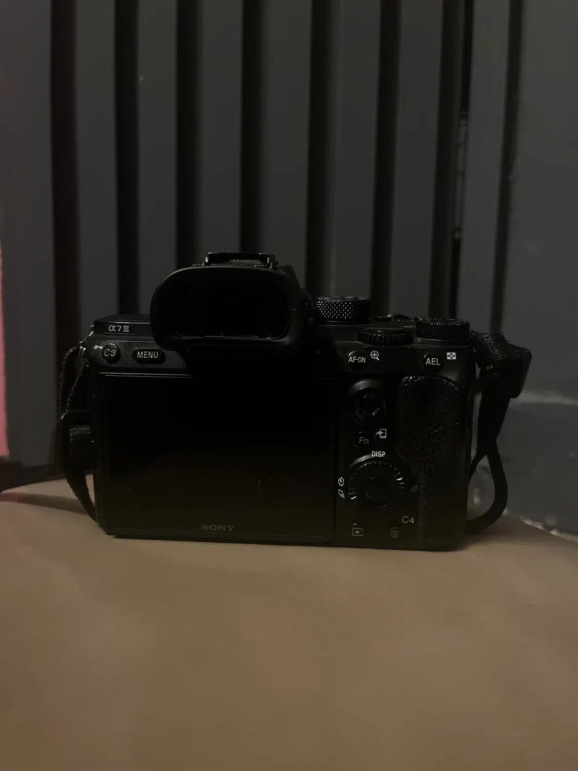 Sony alpha 7 iii|دوربین عکاسی و فیلم‌برداری|رشت, دیلمان|دیوار