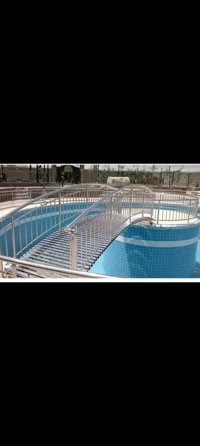 رگال نرده آلومینیوم استیل طلایی سیلور|فروشگاه و مغازه|قشم, |دیوار