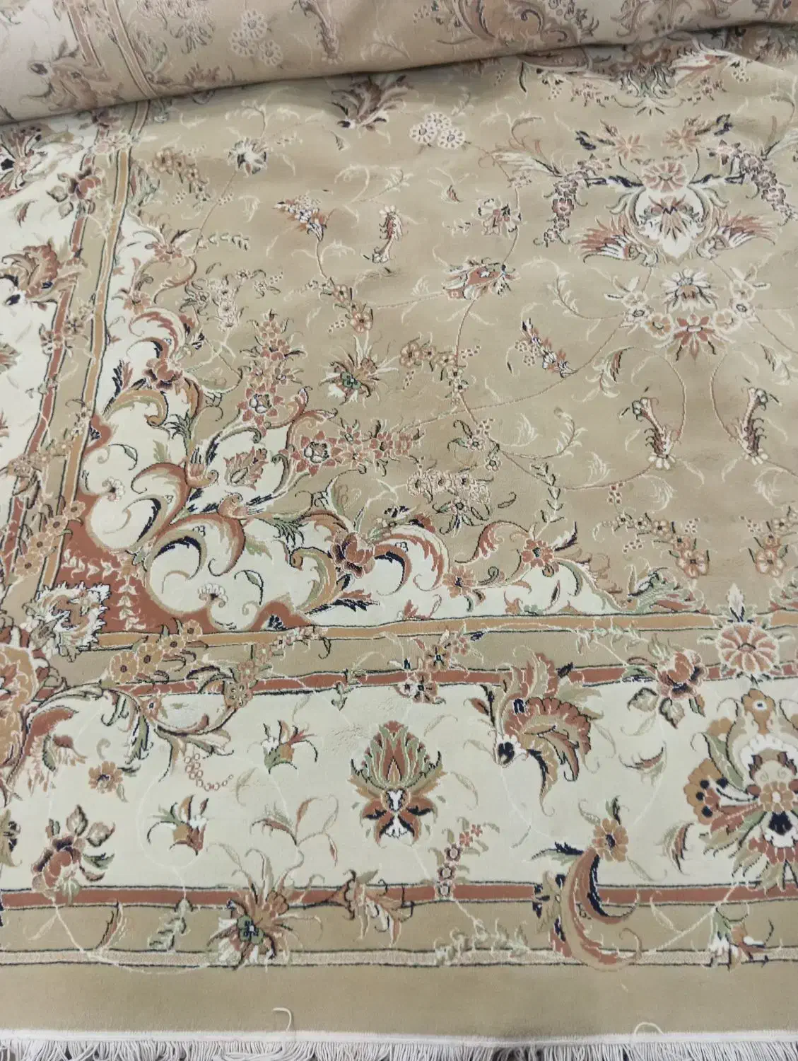 قالب 12متری|فرش|مشهد, نظام دوست|دیوار