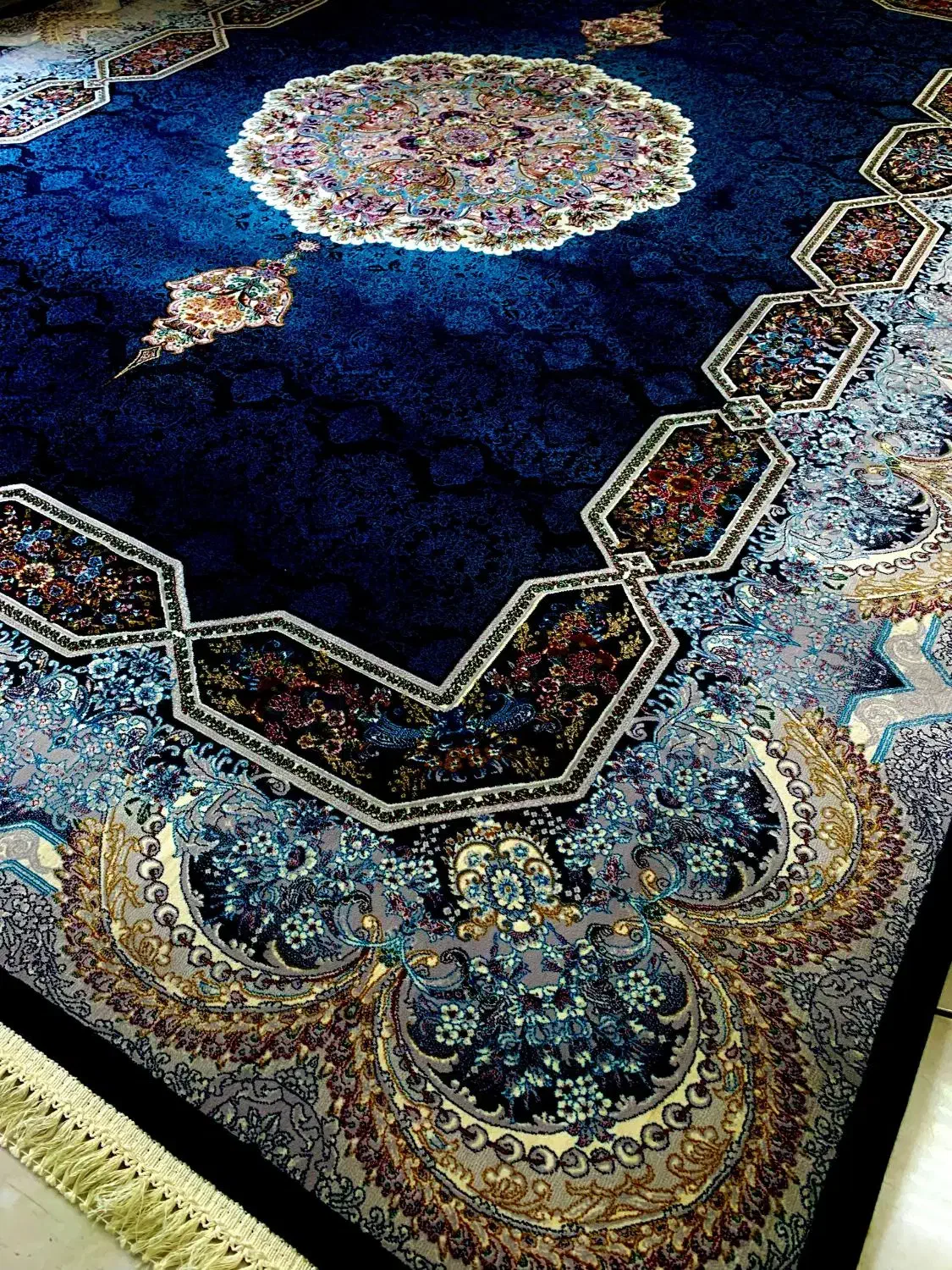 6تخته فرش 12متری 700شانه نو آکبند|فرش|نسیمشهر, |دیوار