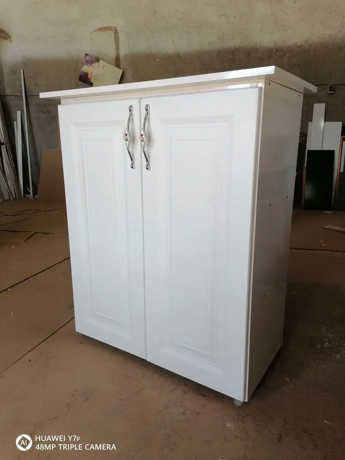 جاکفشی|جاکفشی، کمد، دراور|قائن, |دیوار