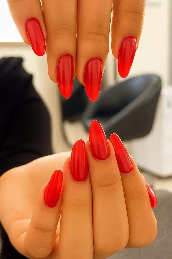 کاشت ناخن فقط باهزینه مواد|خدمات آرایشگری و زیبایی|اصفهان, همدانیان|دیوار