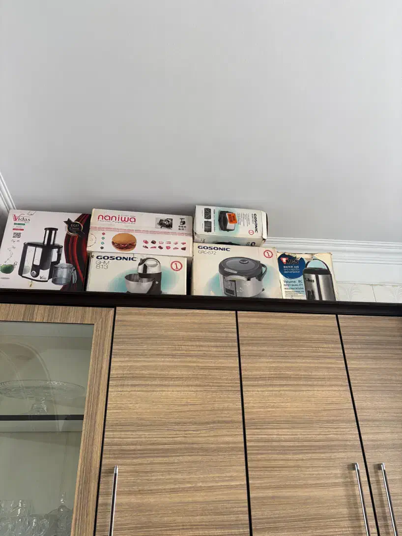 تعدادی لوازم خانه و آشپزخانه|سایر لوازم برقی|تهران, ازگل|دیوار