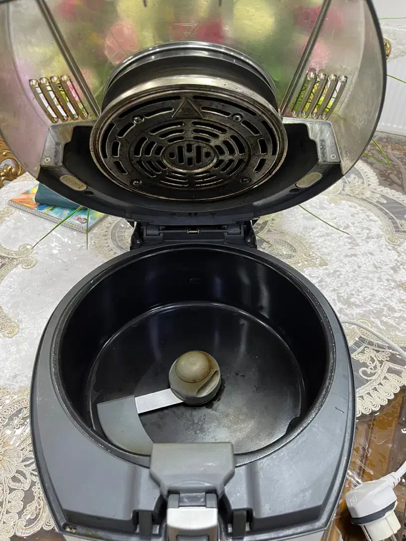 سرخکن بدون روغن دلونگی|اجاق گاز و لوازم برقی پخت‌وپز|تهران, شیخ هادی|دیوار