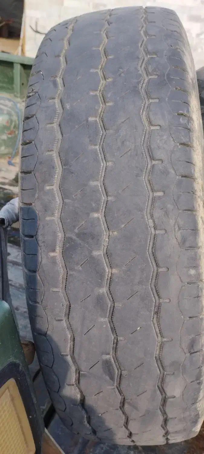 دوحلقه لاستیک مزدا وانت دور سفید سالم|قطعات یدکی و لوازم جانبی|ضیابر, |دیوار