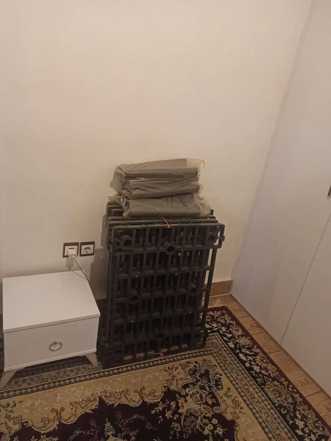 تخت دونفره با مناسب ترین قیمت|تخت و سرویس خواب|کرمانشاه, |دیوار