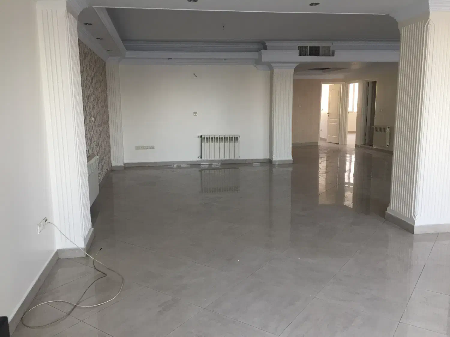 ۲۱۰ متر تکواحدی فرمانیه شرقی زیر قیمت|فروش آپارتمان|تهران, فرمانیه|دیوار