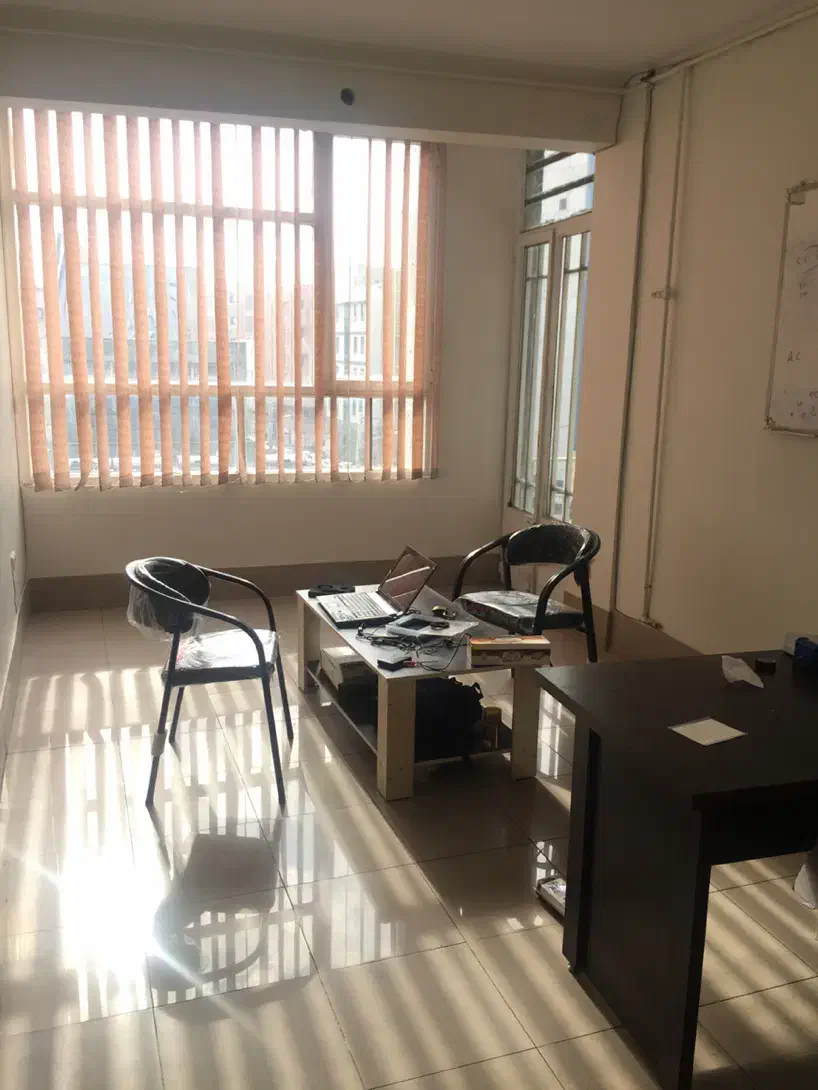 ۹۵ متر ۳ خوابه سند اداری بر اصلی انقلاب|فروش دفتر کار، اتاق اداری، مطب|تهران, فلسطین (میدان انقلاب)|دیوار