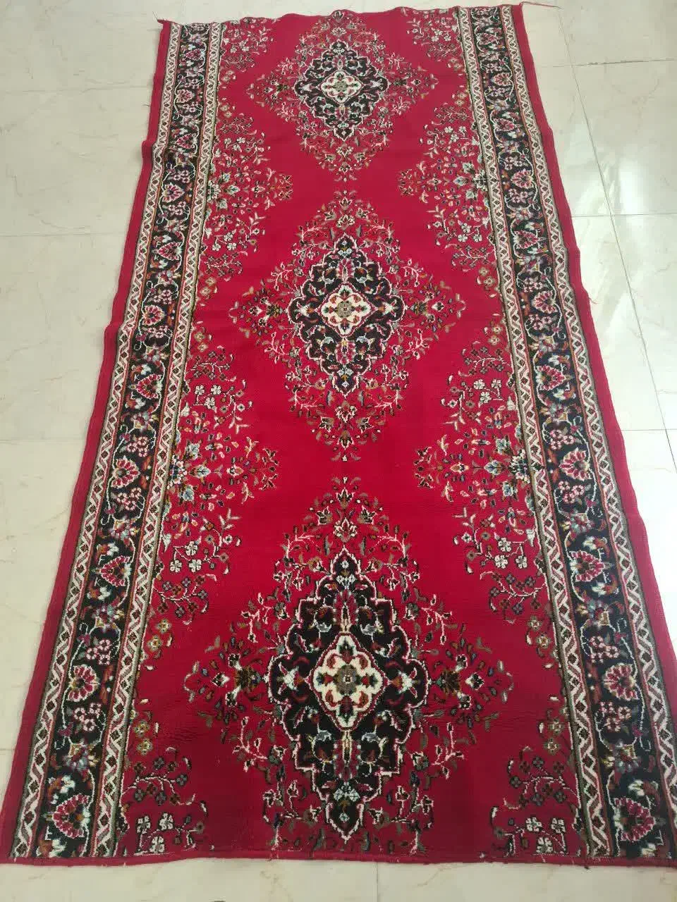 فرش راه پله قرمز ،و ۲تا گلیم|فرش|اراک, |دیوار