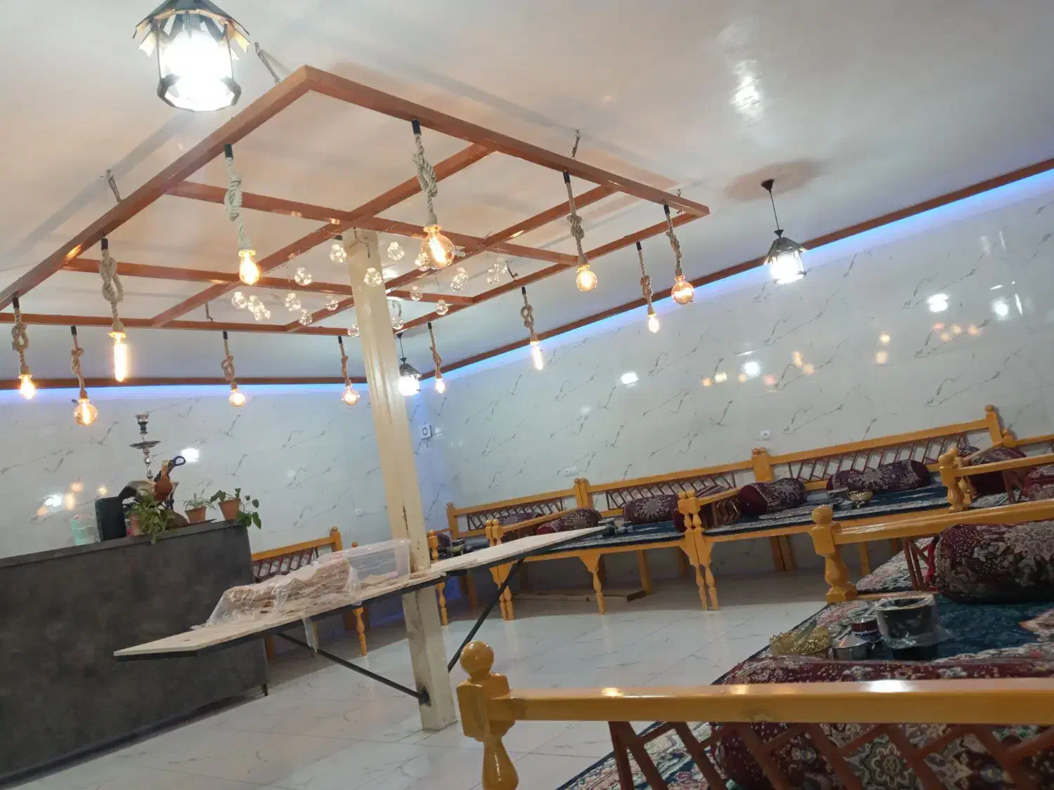 لوازم سفره خانه قلیان، تخت سنتی، کباب پز یخچال|کافی‌شاپ و رستوران|سراب, |دیوار