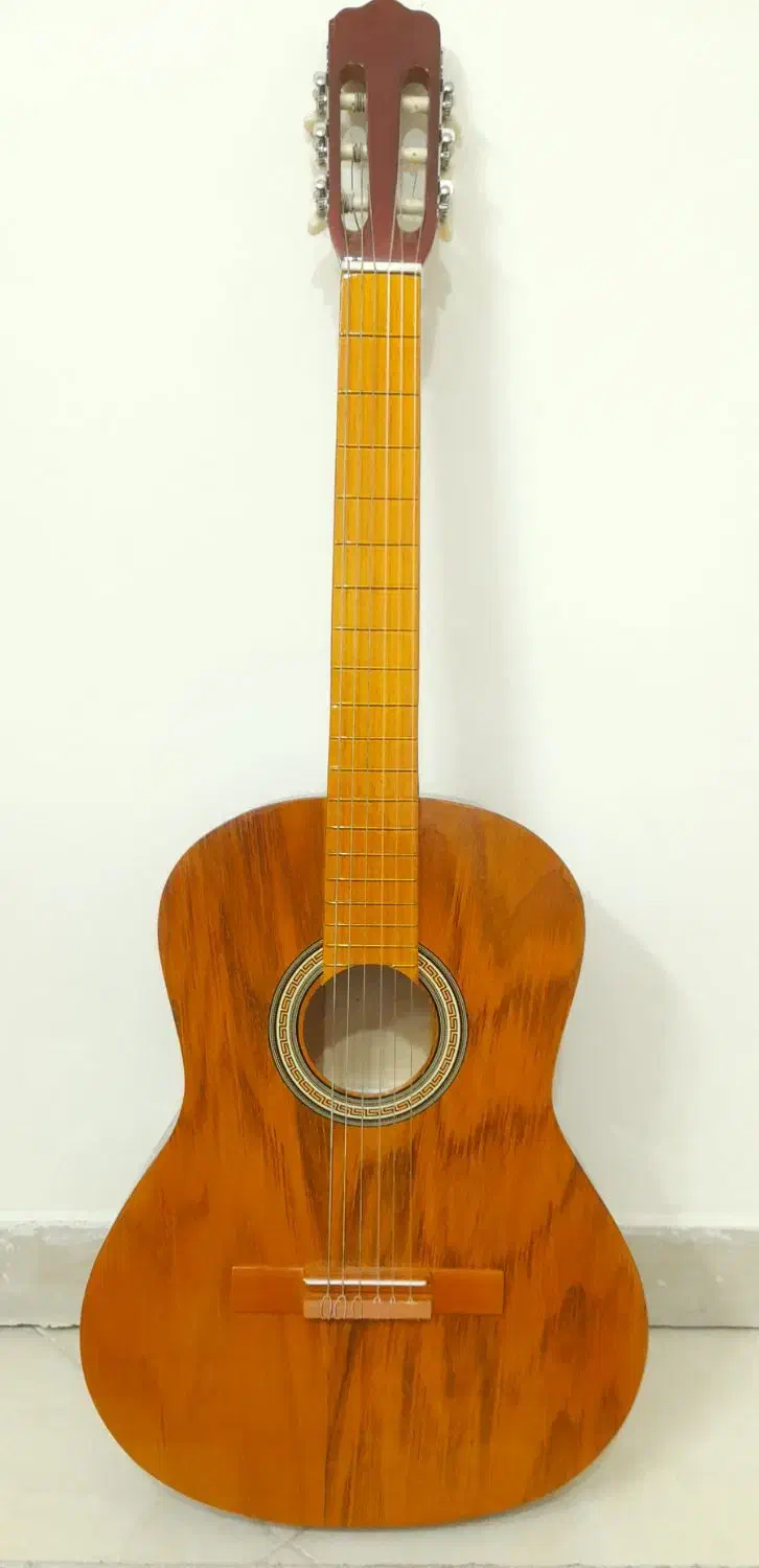 گیتار کلاسیک|گیتار، بیس، امپلیفایر|تهران, مولوی|دیوار