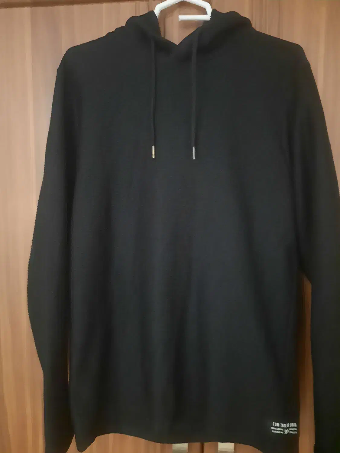 پیراهن و سویشرت هر دو سایز M|لباس|شیراز, میرزاکوچک خان|دیوار