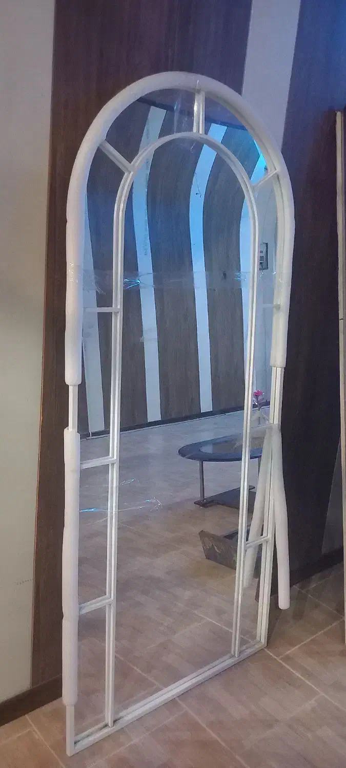 فروش فوری مبل ۷نفره با گل میز واینه قدی فوری|مبلمان خانگی و میز عسلی|یزد, |دیوار