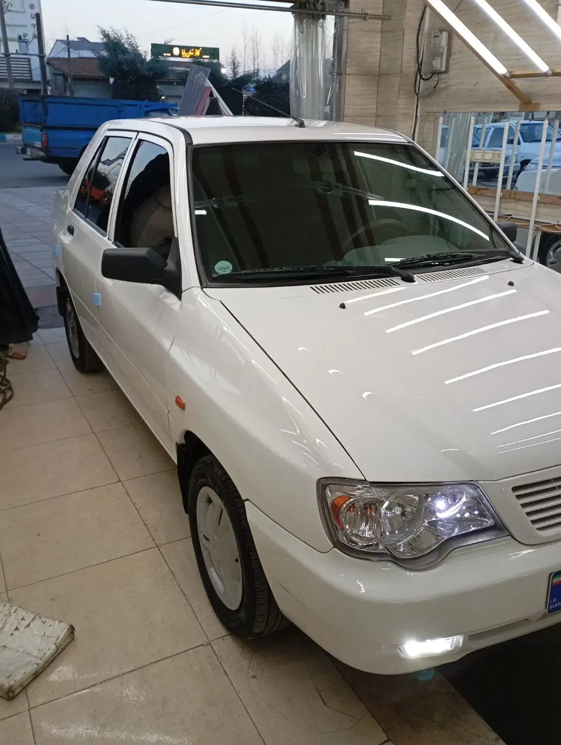 ۱۳۲ مدل ۹۸ بیرنگ|خودرو سواری و وانت|فومن, |دیوار