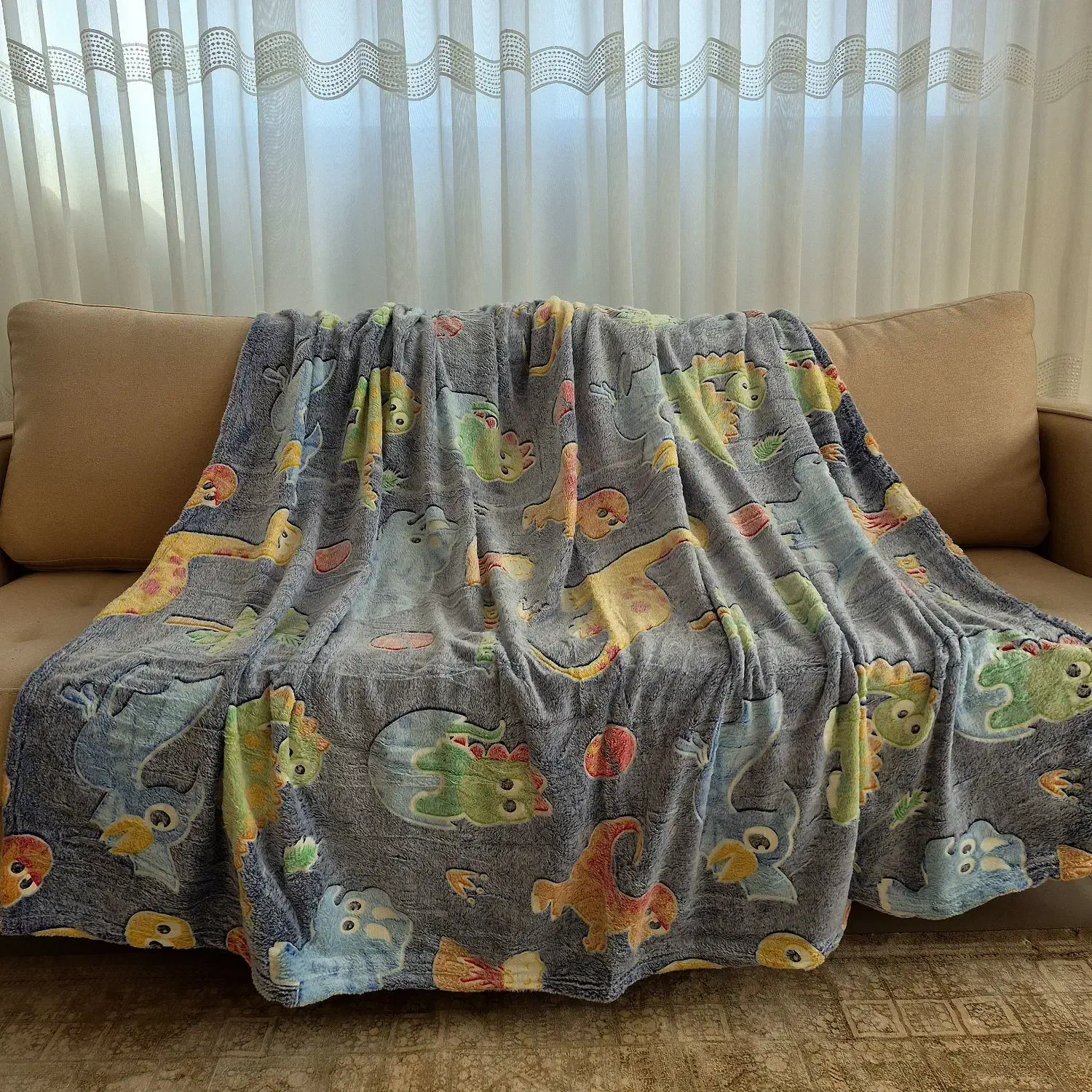 پتو شبنما|رختخواب، بالش، پتو|خمینی‌شهر, |دیوار